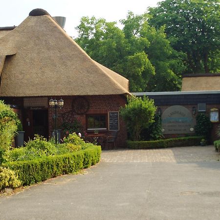 Groß Grönau Landhaus Absalonshorst酒店 外观 照片